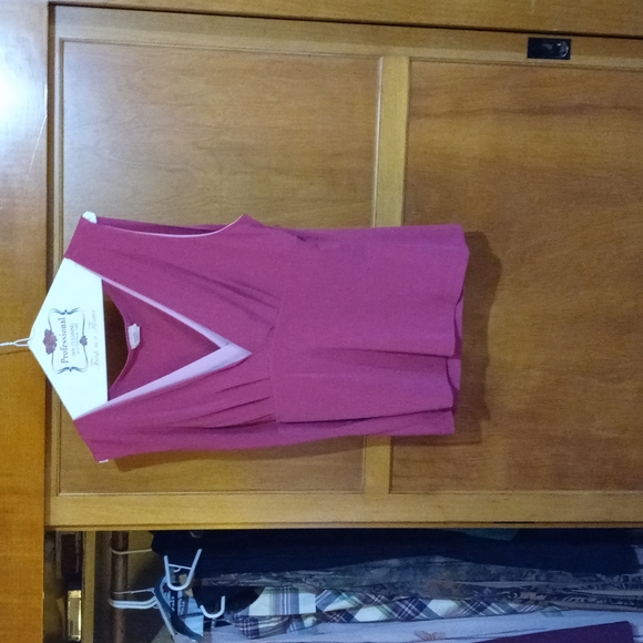 Hot pink and light pink blouse sleeveless - Picture 1 of 2